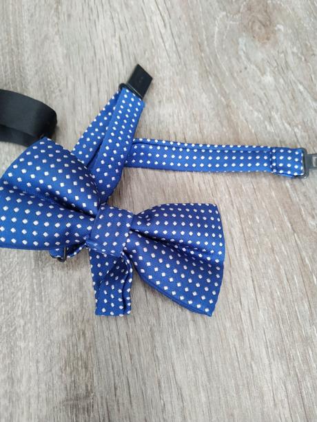 Motýlik, kravata, traky, 