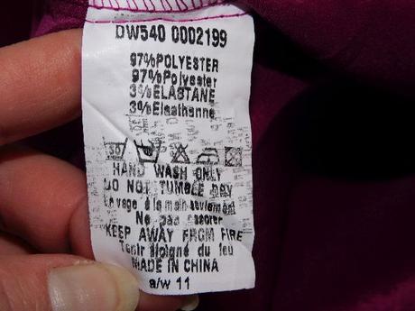 Velmi pekne stretch mini saty na slavnost, 36