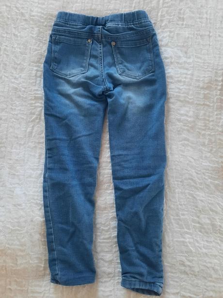 Rifle + sukňa, 122–134