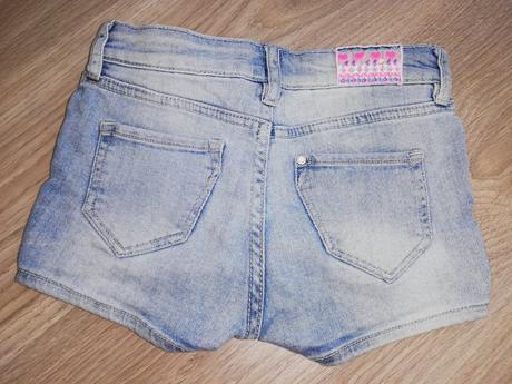 Šortky, h&m,122