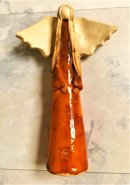 Naturálny keramický anjel,