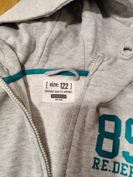Mikina reserved č. 122, reserved,122
