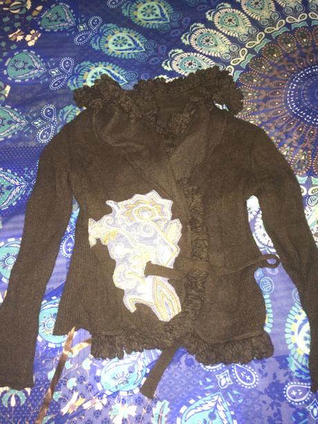 Hrubý svetrík, 164