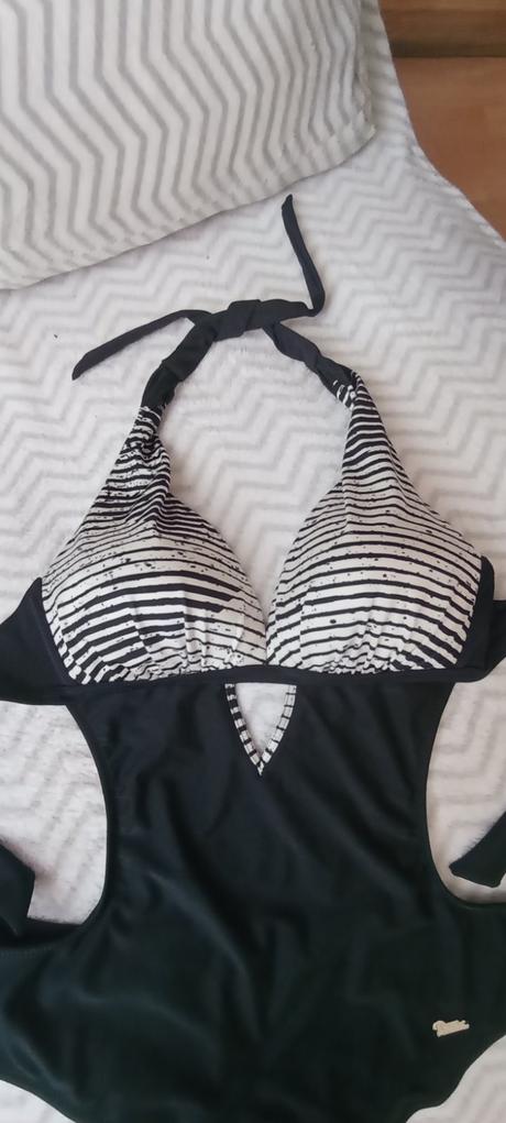 Plavky 42/44 cena 6e, 42