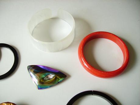 Farebná bižutéria, 