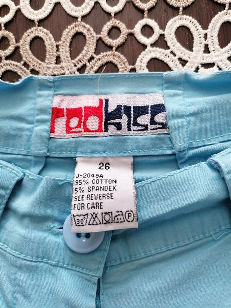 Dievčenské 3/4 nohavice 140-146(26), 140