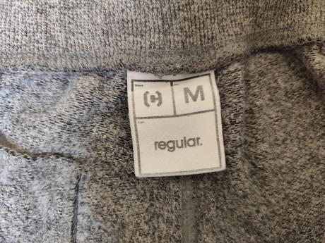 Panske sede shortky, vel.m, velmi dobry stav, l