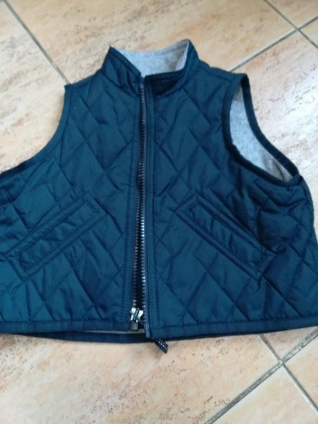 Zateplená vestička, gap,86