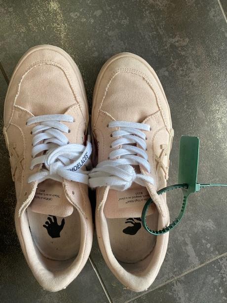Off-white tenisky, 38