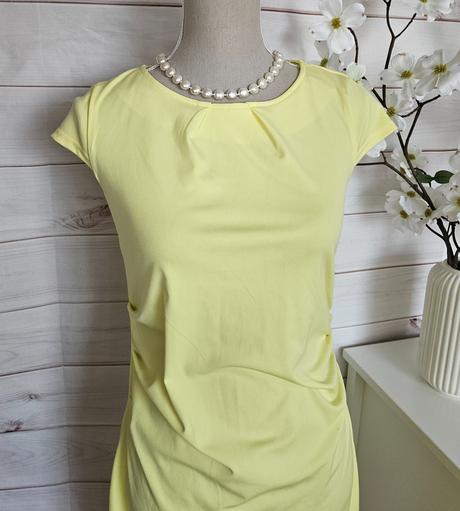 Pekné jednoduché šaty, l