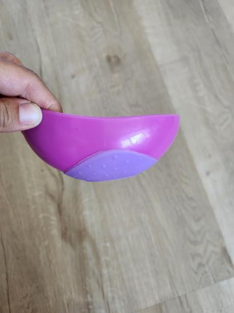 Miska s ovalnym dnom proti prevrateniu, 