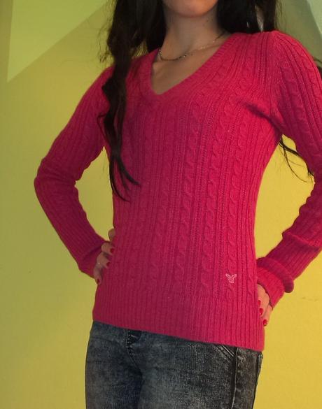 Svetrík luxusnej značky american eagle, s