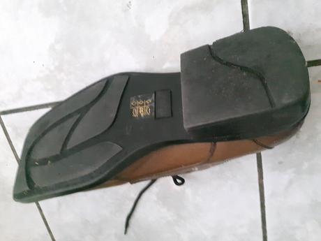 Pánská hnedé poltopánky lakovky - raz obuté (43), 43