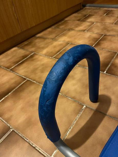 Posilňovač brušných svalov, 