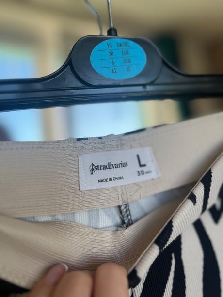 Stradivarius zebrovane leginy bezove cierne, stradivarius,l