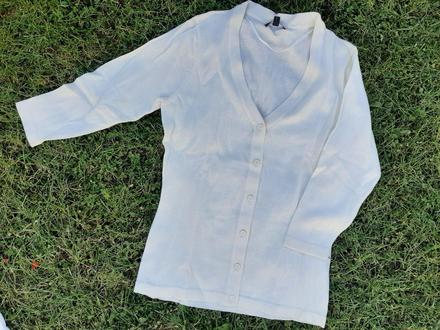 Biely svetrík velk. 40., 40