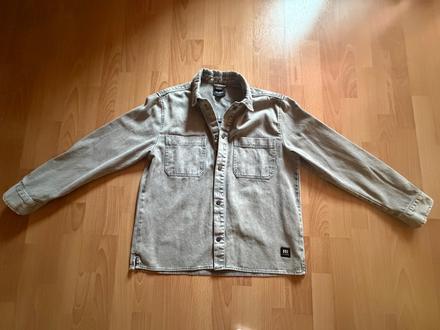 Rifľová bunda, pull&bear,s