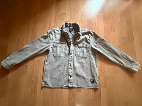 Rifľová bunda, pull&bear,s