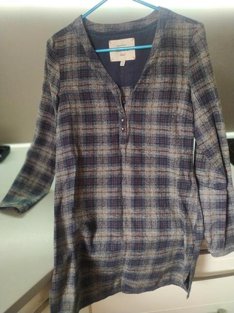 Predĺžená tunika alebo šaty, xs