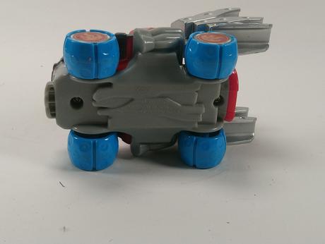 Auto s figúrkou skylanders superchargers spitfire,