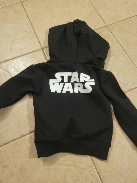 Teplákova súprava, 98