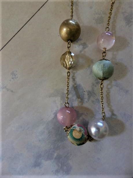 Starožitný náhrdelník,