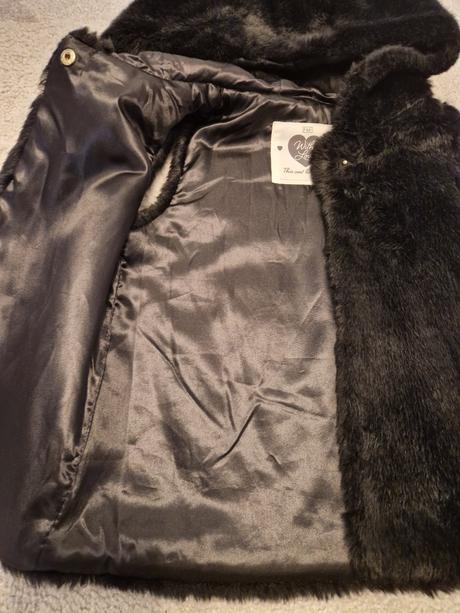 Chlpatá vestička, f&f,116