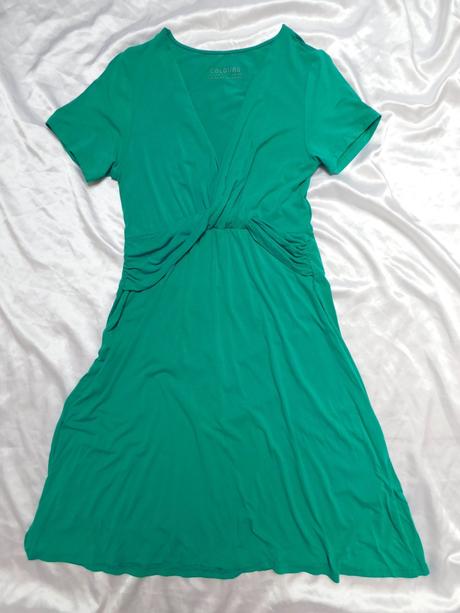 Velmi pekne letne šaty, tcm,36 / 38