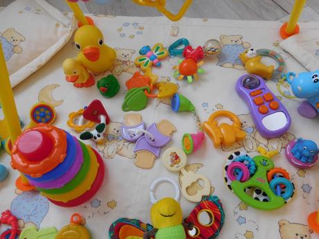 Hrkálky pre najmenších+deka na hranie 2x vankúšik,