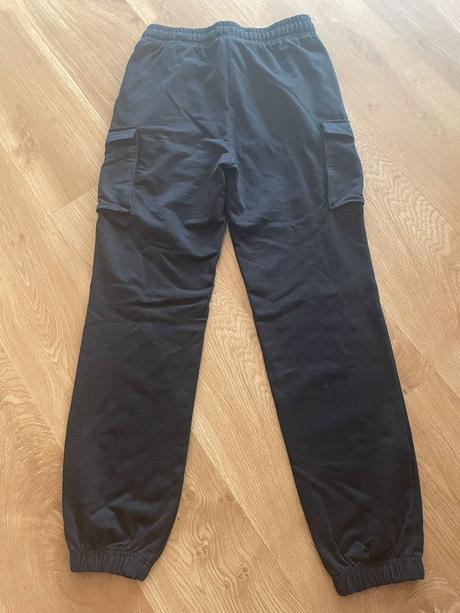 Kapsace teplaky, chapter young,170