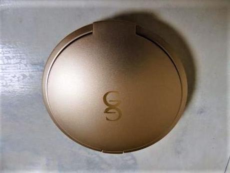 Luminous prismatic powder,