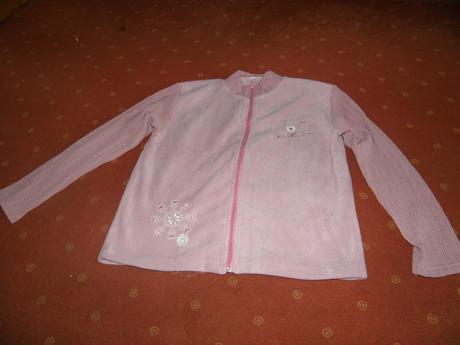 Dievčenský sveter, 158