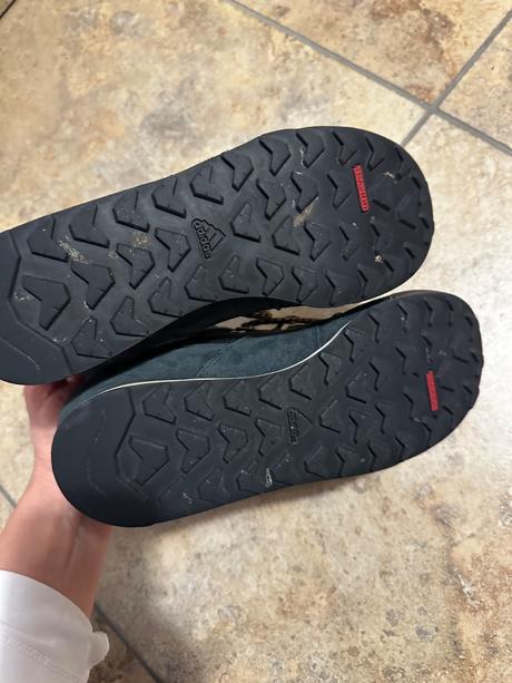 Adidas topánky, adidas,37