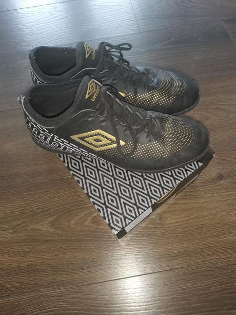 Turfy umbro, 42