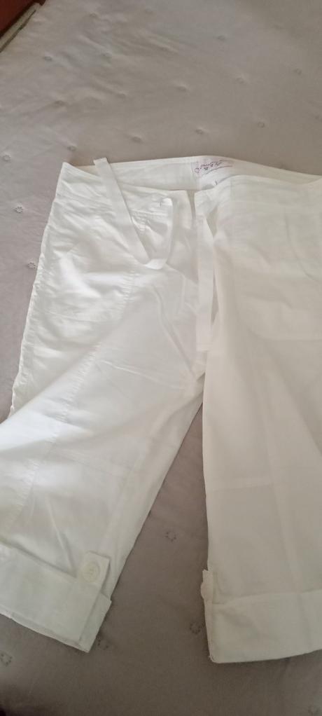Biele 3/4 letné nohavice, 40