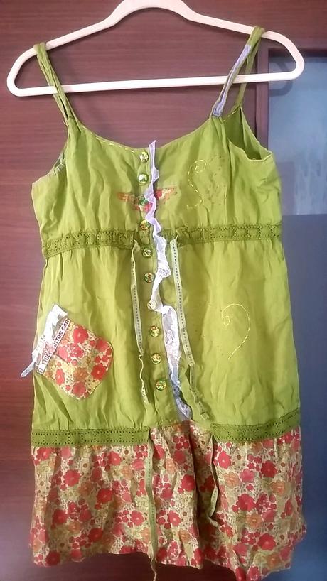 Jedinečný kúsok ,krásny topík (tielko)veĺkosť s -m, s