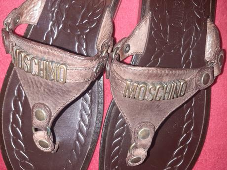 Moschino kožené šlapky., moschino,44