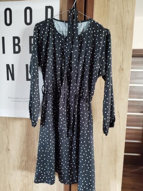 Bodkované šaty, m / s