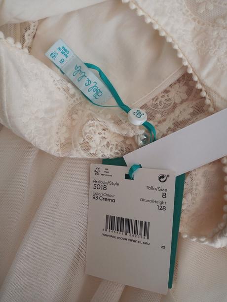 Smotanové šaty s krajkou, 128