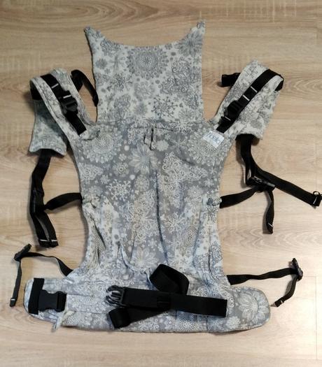 Požičiam nosič fidella fusion baby od 4e týždeň,