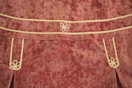 Dievčenské šaty bez rukávov, 122