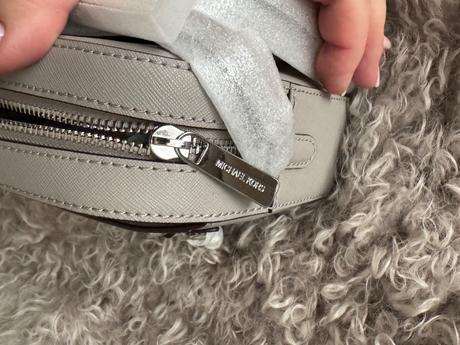 Mk crossbody pearl grey, michael kors