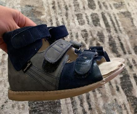 Darujem ortop.sandalky aurelky, 27