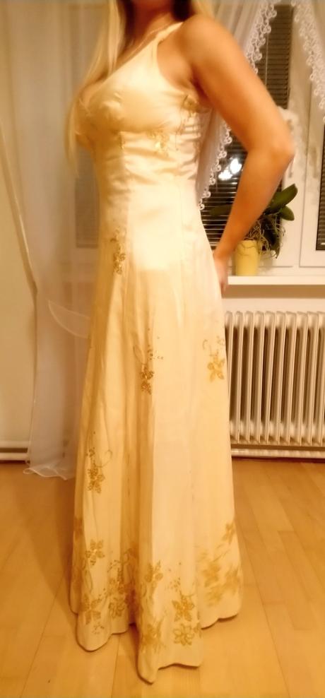 Spoločenské šaty, 40