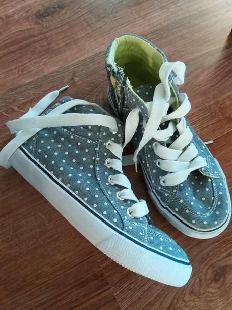 Tenisky v.33, zn.reserved, reserved,33