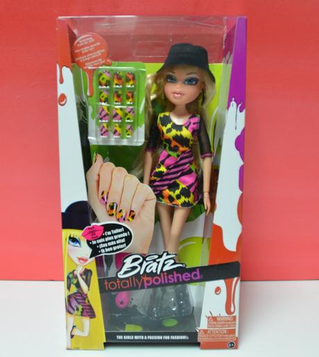 Bratz bábika cloe, 