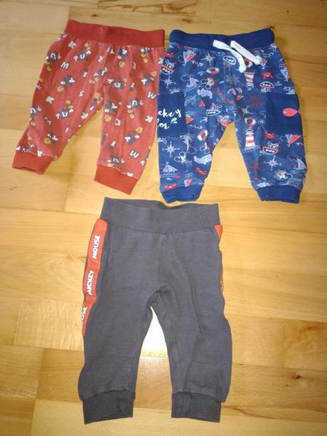 Tepláčiky ,,mickey mouse,,, disney,68