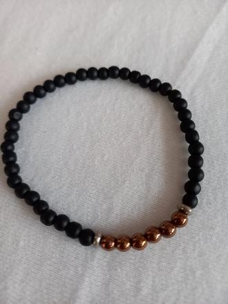 Náramok z minerálov čierny, 