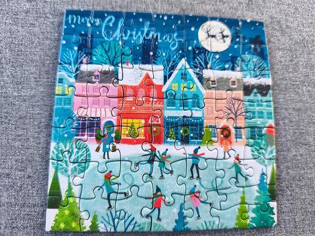 Adventny kalendar puzzle,