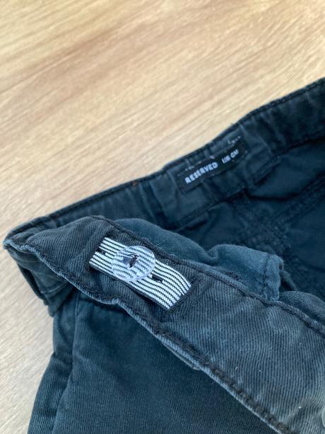 Kraťasy, reserved,116